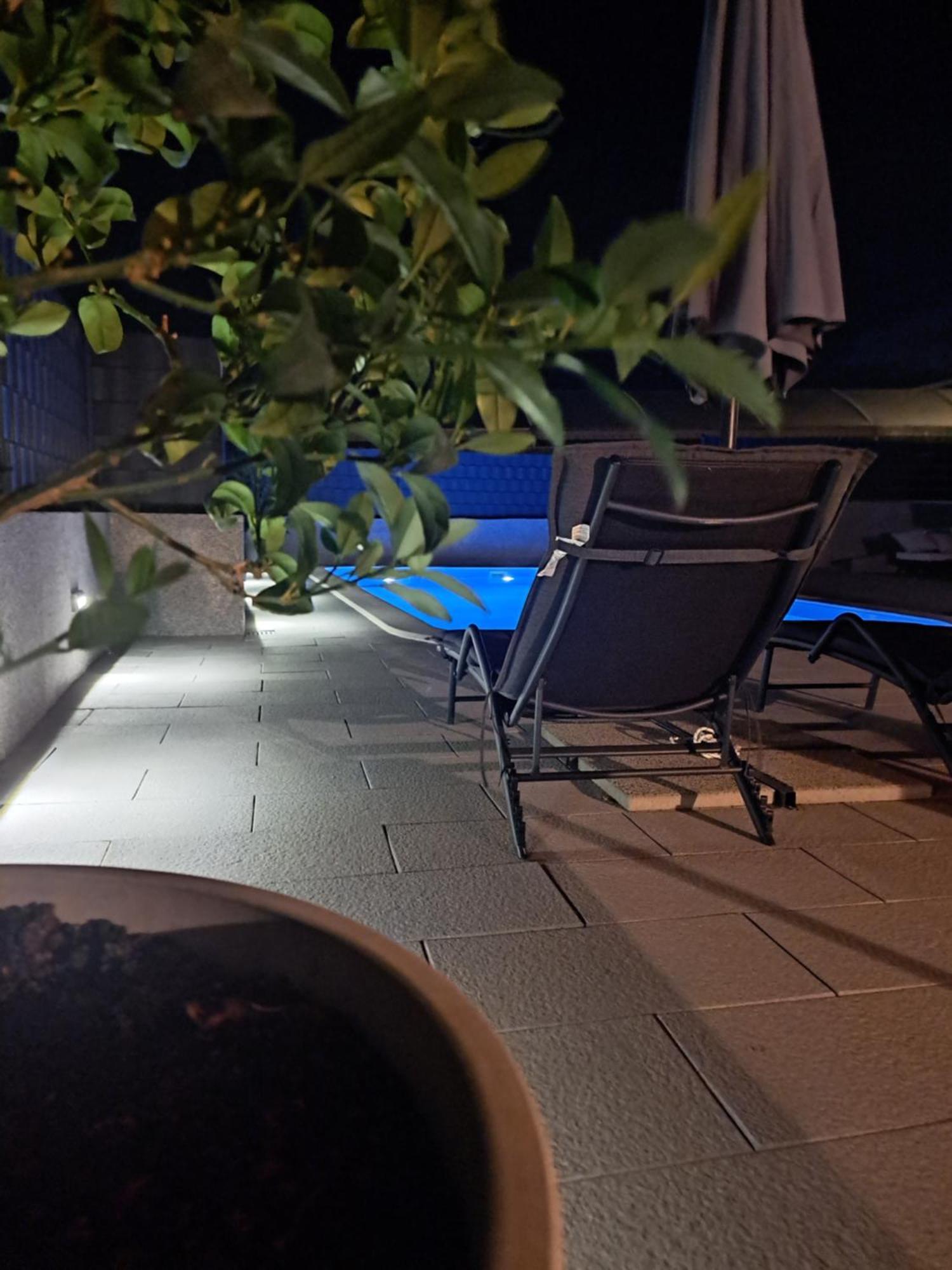 Villa Apartment Aa 2 Trogir Extérieur photo