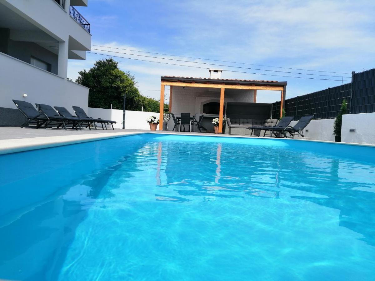 Villa Apartment Aa 2 Trogir Extérieur photo
